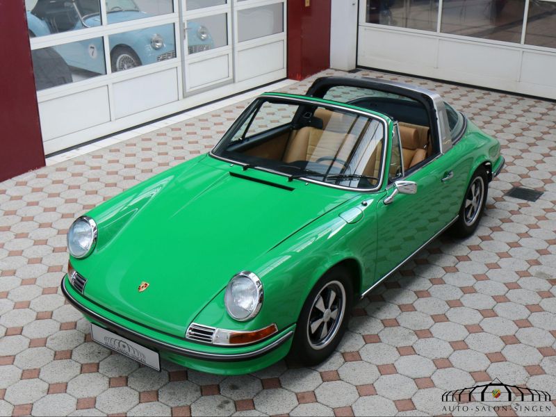 Porsche 911 E Targa 2.4