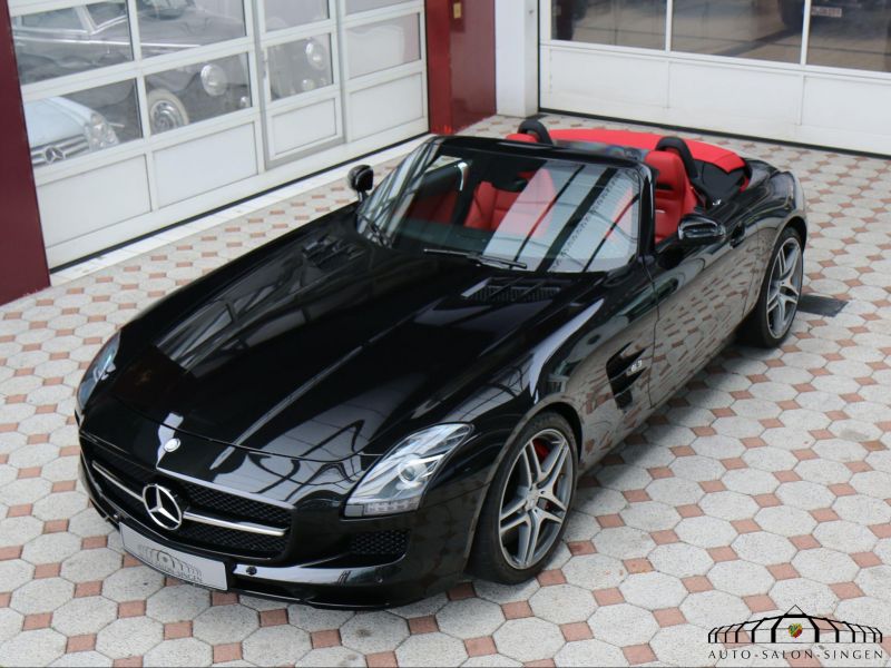 Mercedes-Benz SLS AMG GT Roadster