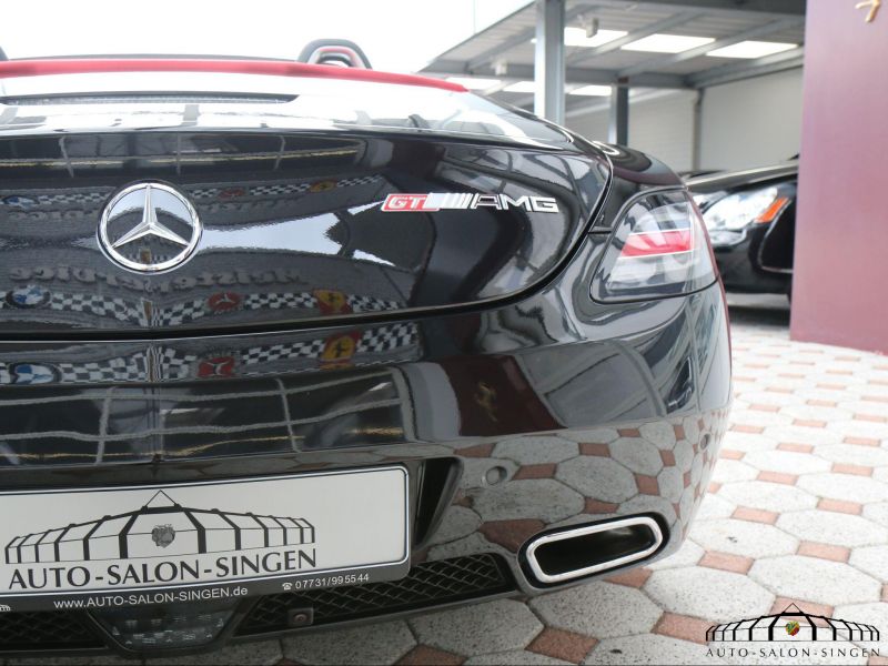 Mercedes-Benz SLS AMG GT Roadster