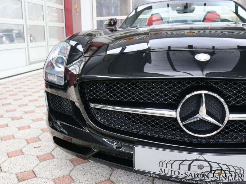 Mercedes-Benz SLS AMG GT Roadster