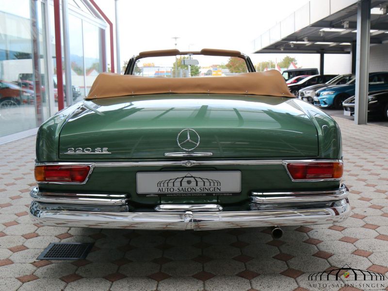 Mercedes-Benz 220 SE b Cabrio