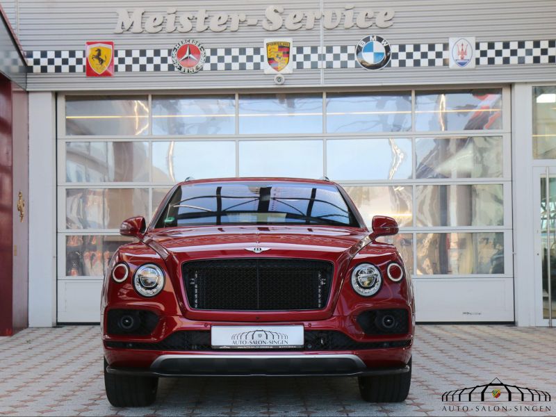 Bentley Bentayga V8