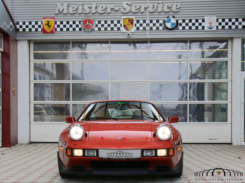 Porsche 928 S