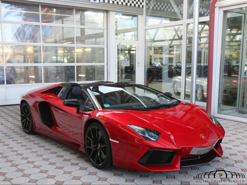 Lamborghini Aventador Roadster LP700-4