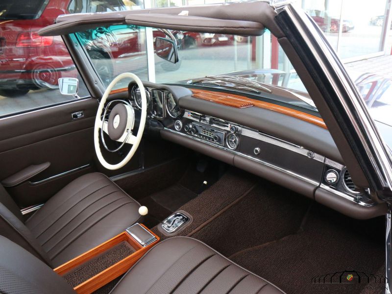 Mercedes-Benz 280 SL Pagode 