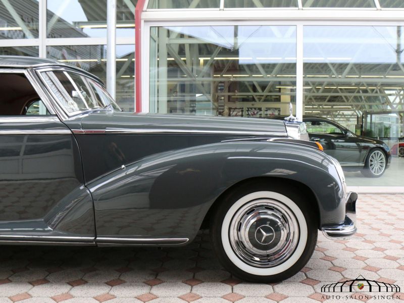 Mercedes-Benz 300 S Coupe 