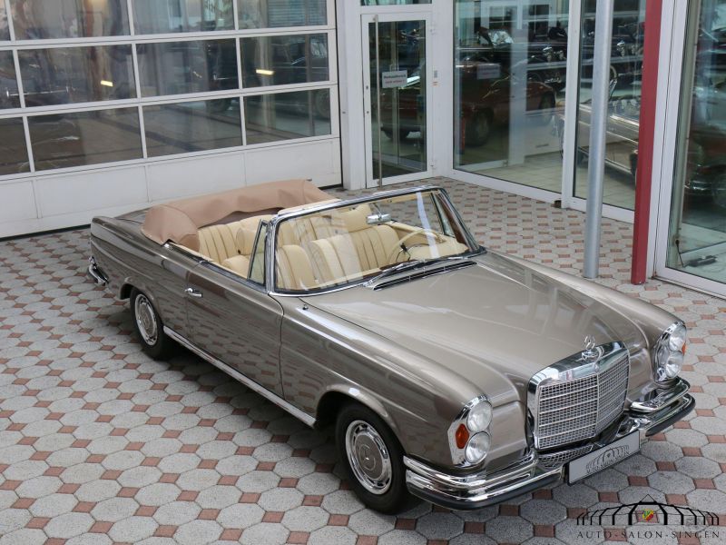 Mercedes-Benz 280 SE 3.5 Cabrio