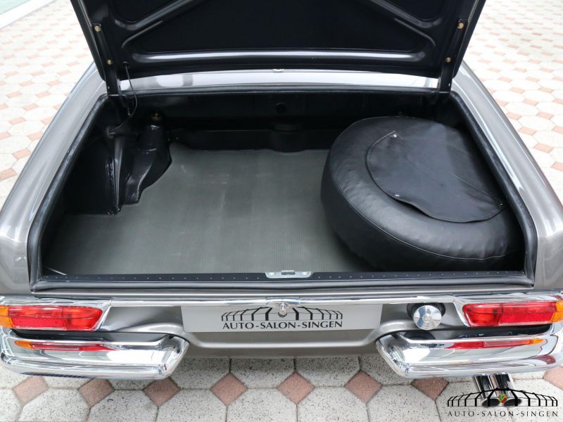 Mercedes-Benz 280 SL Pagode 