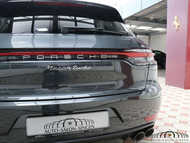 Porsche Macan Turbo