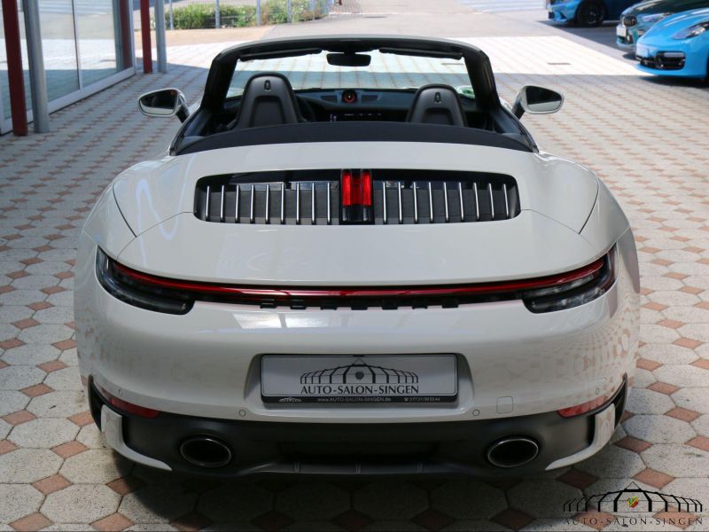 Porsche 992 Carrera 4S Cabrio