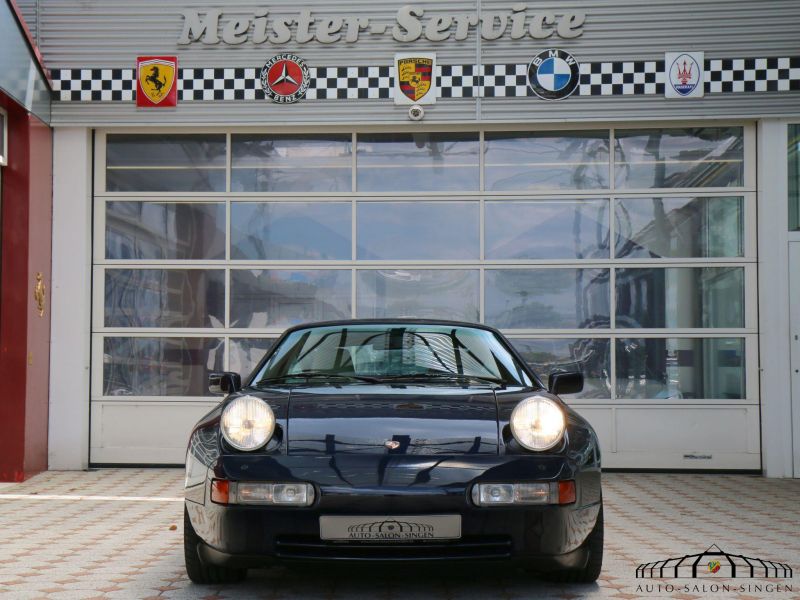 Porsche 928 S4