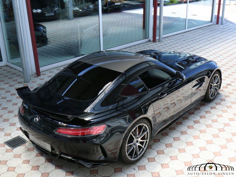 Mercedes-Benz AMG GT R Coupe