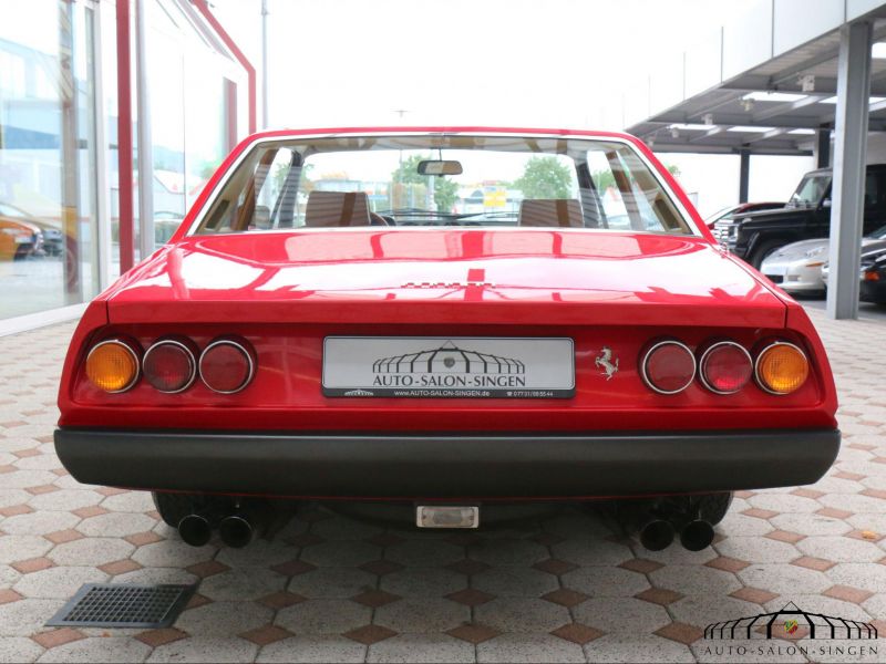 Ferrari 365 GT4 2+2