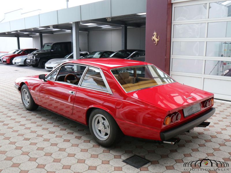 Ferrari 365 GT4 2+2