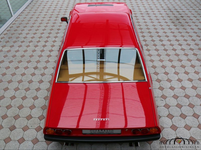 Ferrari 365 GT4 2+2