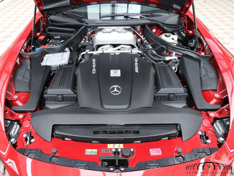 Mercedes-Benz AMG GT R Roadster