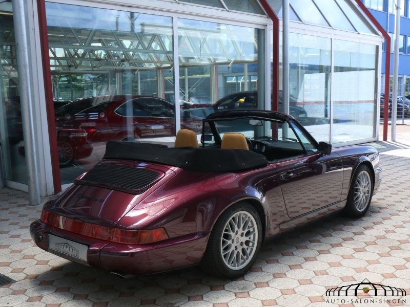 Porsche 964 Carrera 4 Cabrio