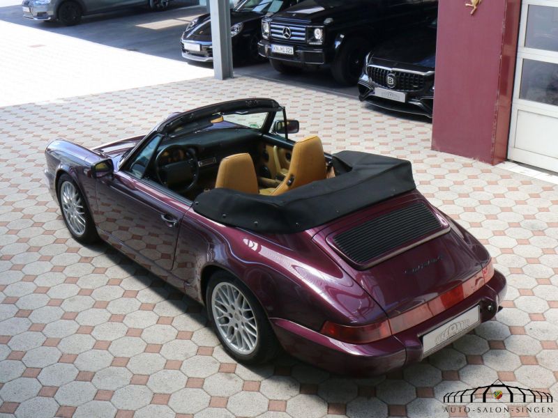 Porsche 964 Carrera 4 Cabrio