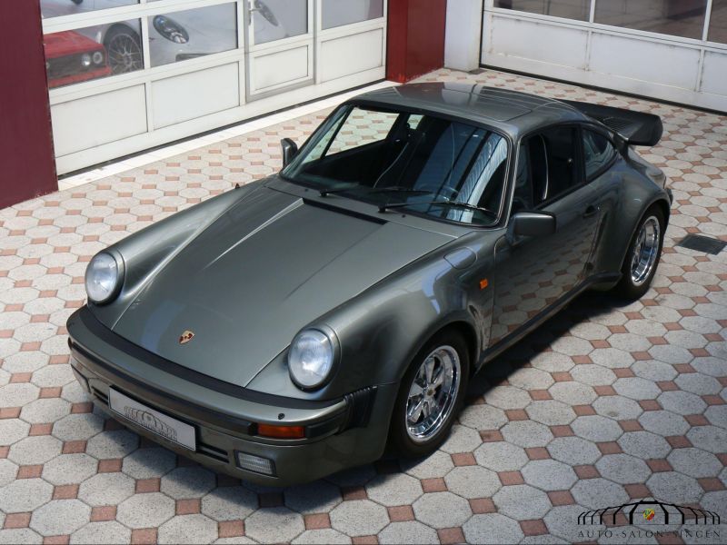 Porsche 911 Turbo 3.3