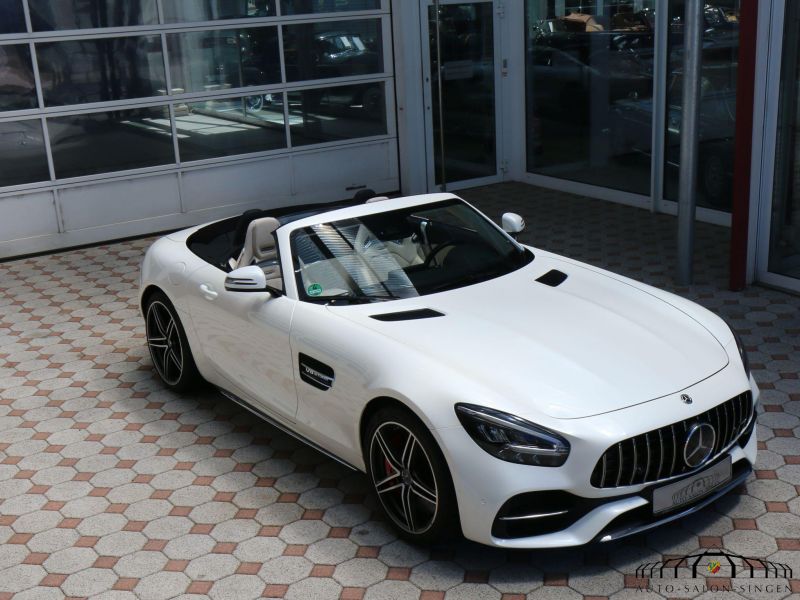 Mercedes-Benz AMG GT Roadster