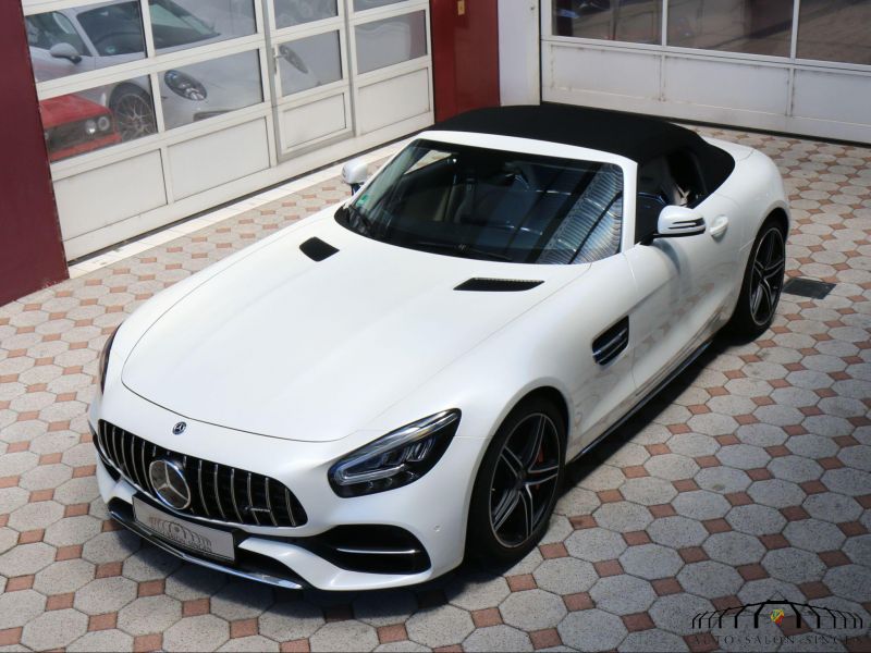 Mercedes-Benz AMG GT Roadster