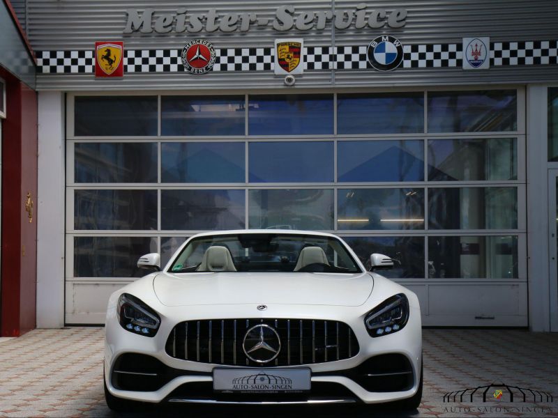 Mercedes-Benz AMG GT Roadster