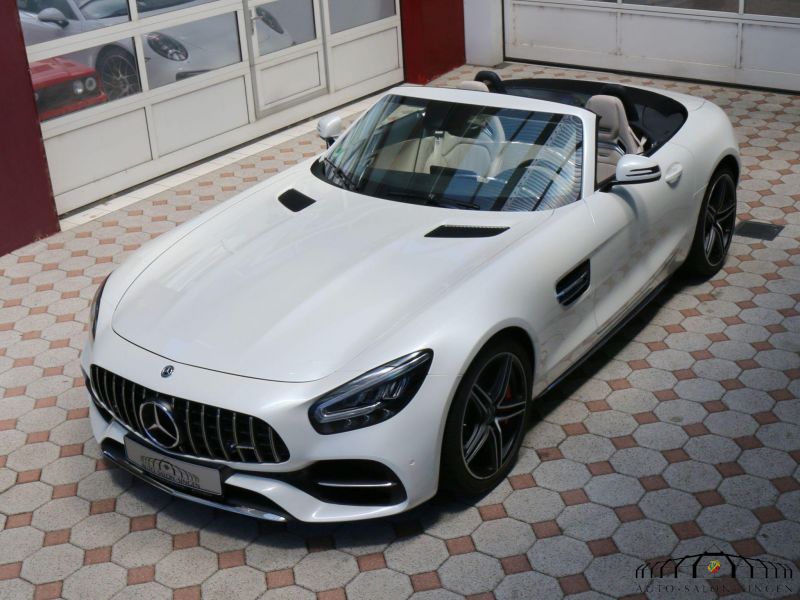 Mercedes-Benz AMG GT Roadster