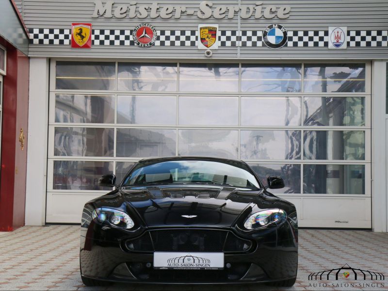 Aston Martin V12 Vantage S 