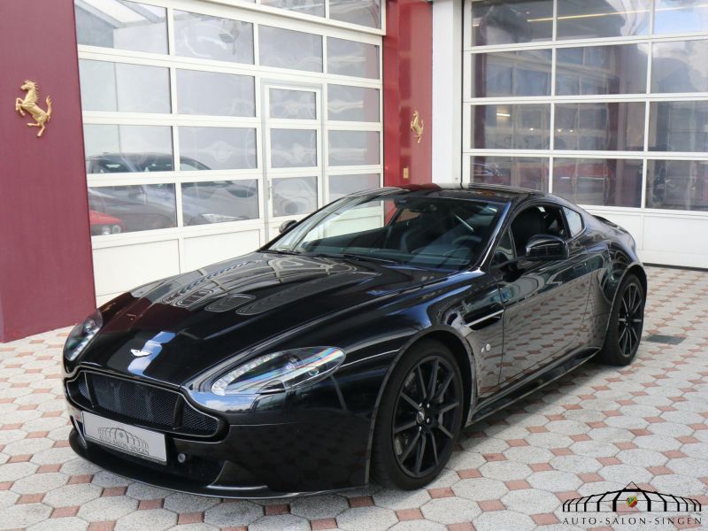 Aston Martin V12 Vantage S 