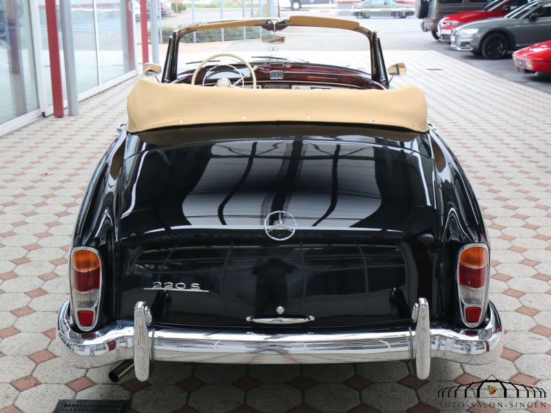 Mercedes-Benz 220 S Ponton Cabrio A/C