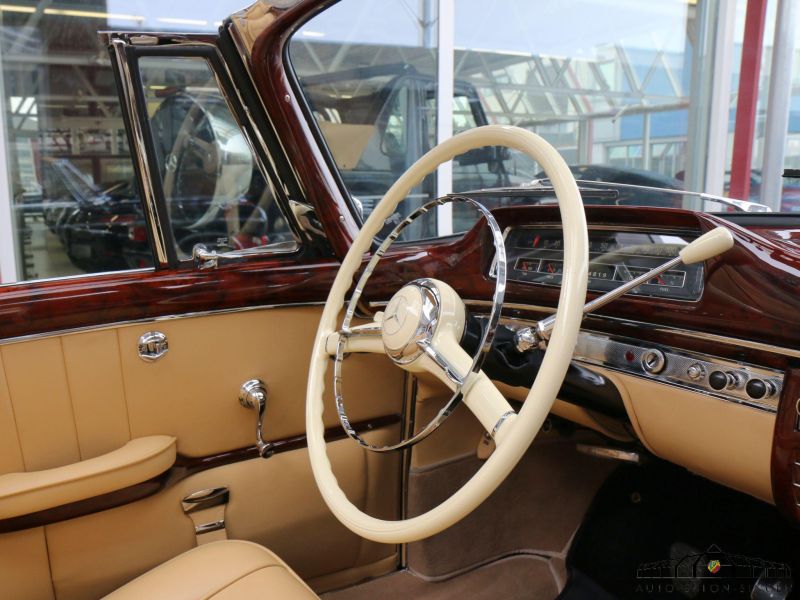 Mercedes-Benz 220 S Ponton Cabrio A/C