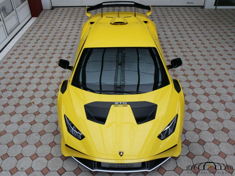 Lamborghini Huracán STO Coupe