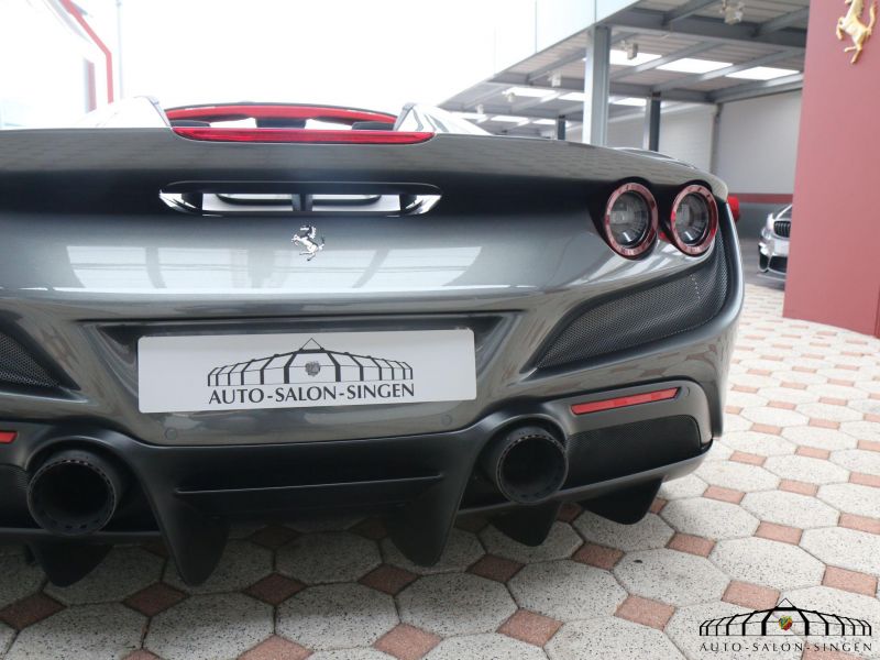 Ferrari F8 Spider