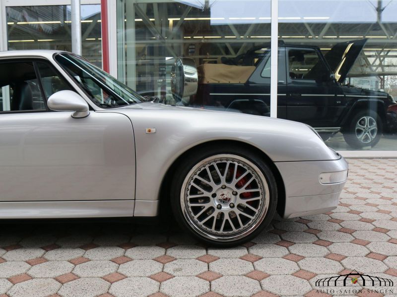 Porsche 993 Carrera 4S