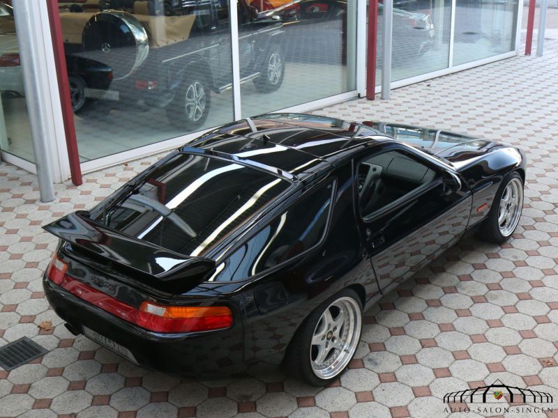 Porsche 928 GTS